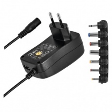 Univerzální pulzní USB napájecí zdroj 1500 mA s hřebínkem Univerzální pulzní USB napájecí zdroj 1500 mA s hřebínkem