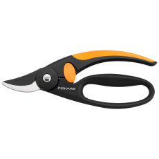 Nůžky zahradní FingerLoop dvoučepelové P44 - 1001534 - Fiskars Nůžky zahradní FingerLoop dvoučepelové P44 - 1001534 - Fiskars